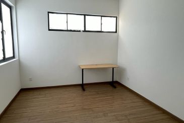 Lucent Residence @ twentyfive.7