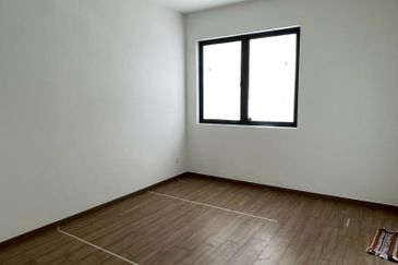 Lucent Residence @ twentyfive.7