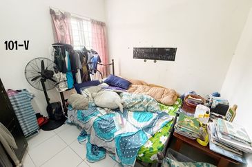 Pangsapuri Akasia, Bandar Botanic