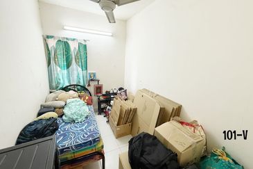 Pangsapuri Akasia, Bandar Botanic