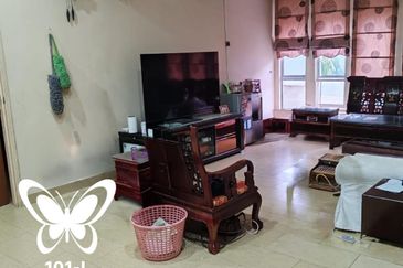 Jalan Kemuning Permai 33/43A 