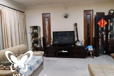 Jalan Kemuning Permai 33/43A 