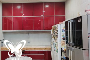 Jalan Kemuning Permai 33/43A 