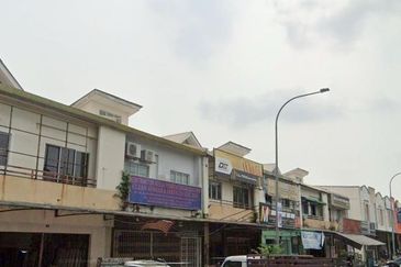 Jalan Bukit Kemuning