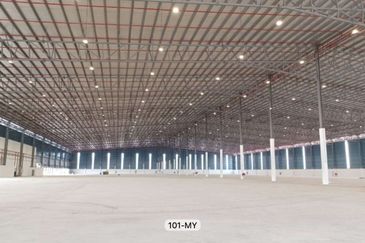 West Port, Pulau Indah