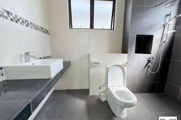 Setia Alam Setia Utama 1