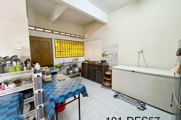 Taman Dato Hormat, Telok Panglima Garang