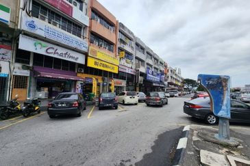 Lebuh Turi, Taman Chi Liung