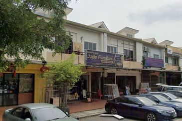Jalan Bukit Kemuning