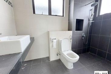 Setia Alam Setia Utama 1