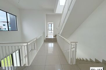 Setia Alam Setia Utama 1