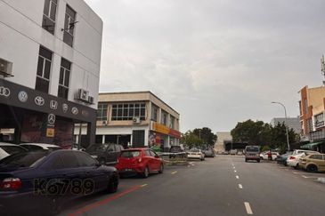 Zapin, Bandar Bukit Raja