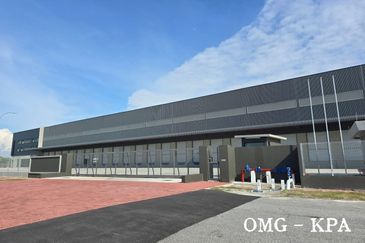 West Port, Pulau Indah