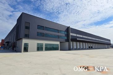 West Port, Pulau Indah