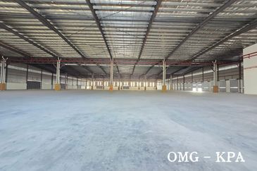 West Port, Pulau Indah