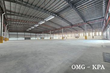 West Port, Pulau Indah