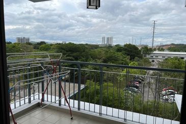 Ujana Executive Apartment