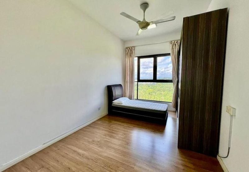 The WaterEdge Residences