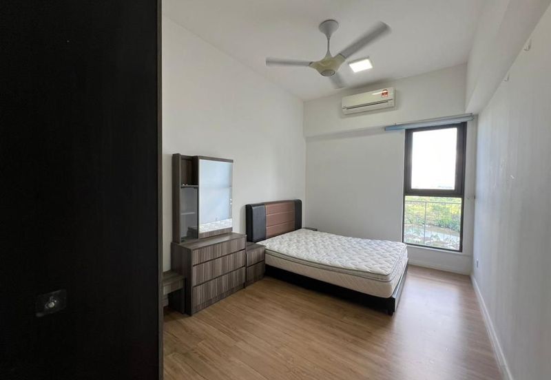 The WaterEdge Residences