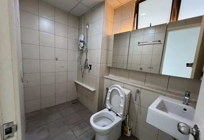 The WaterEdge Residences