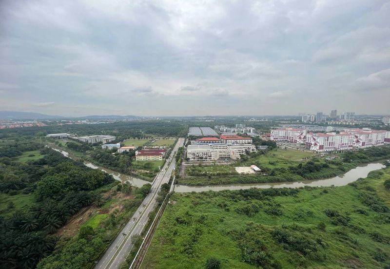 The WaterEdge Residences