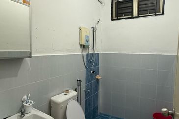 Indah Court Apartment