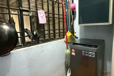 Indah Court Apartment