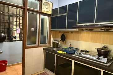 Indah Court Apartment