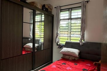 Indah Court Apartment