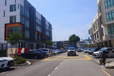 Pelangi Avenue Taman Pelangi