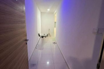 Teega Suites @ Puteri Harbour