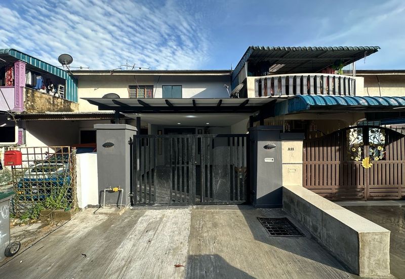 Jalan Mutiara Emas 2