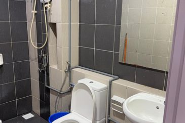 D Rich Executive Suites