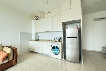 The M @ Medini Macrolink