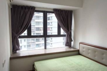 Baypoint @ Country Garden Danga Bay