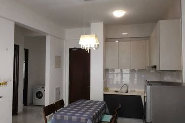 Baypoint @ Country Garden Danga Bay