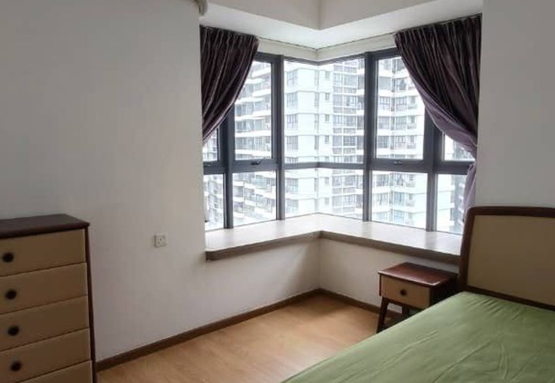 Baypoint @ Country Garden Danga Bay