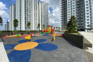 SKS Habitat Apartment, Larkin