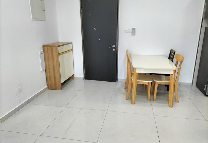 Baypoint @ Country Garden Danga Bay