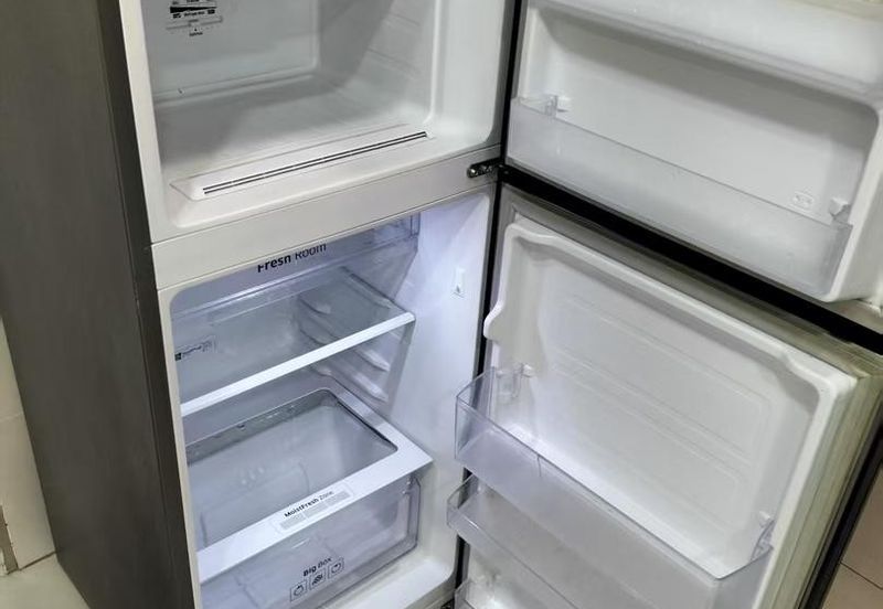 Baypoint @ Country Garden Danga Bay