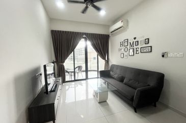 Baypoint @ Country Garden Danga Bay