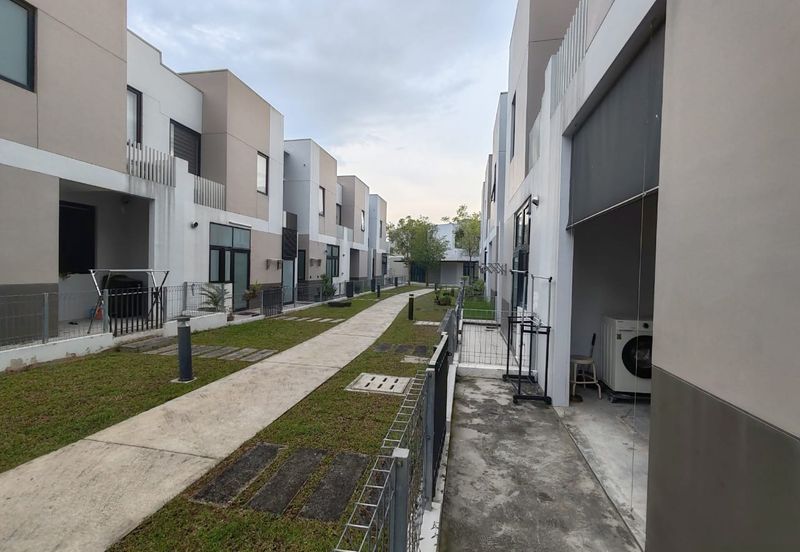 Sunway Citrine Lakehomes