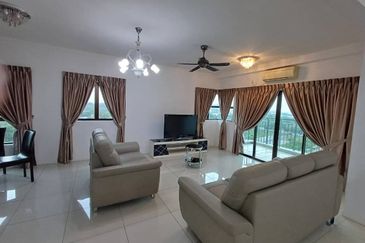 Ujana Executive Apartment