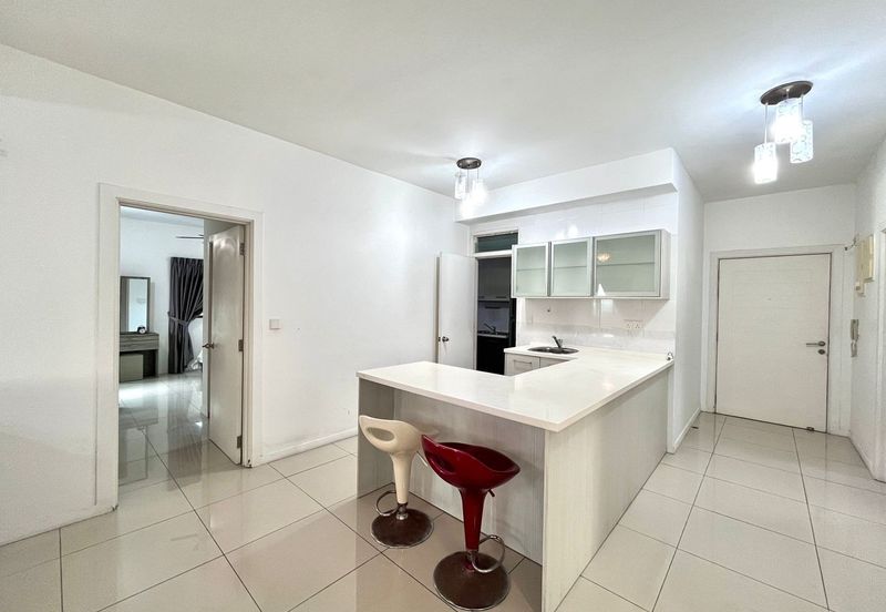 Ujana Executive Apartment