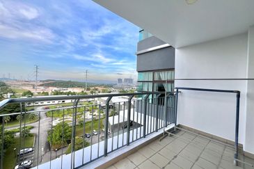 Ujana Executive Apartment