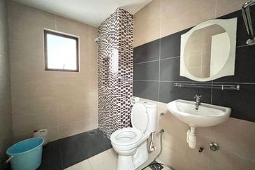 Ujana Executive Apartment