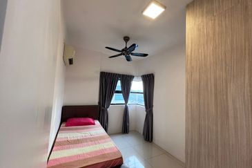 Ujana Executive Apartment