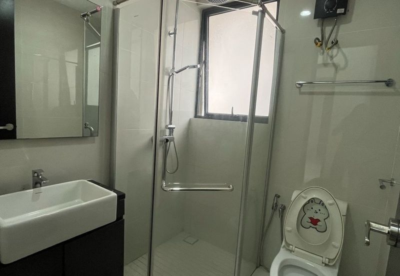 Baypoint @ Country Garden Danga Bay