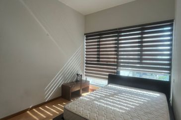 Baypoint @ Country Garden Danga Bay