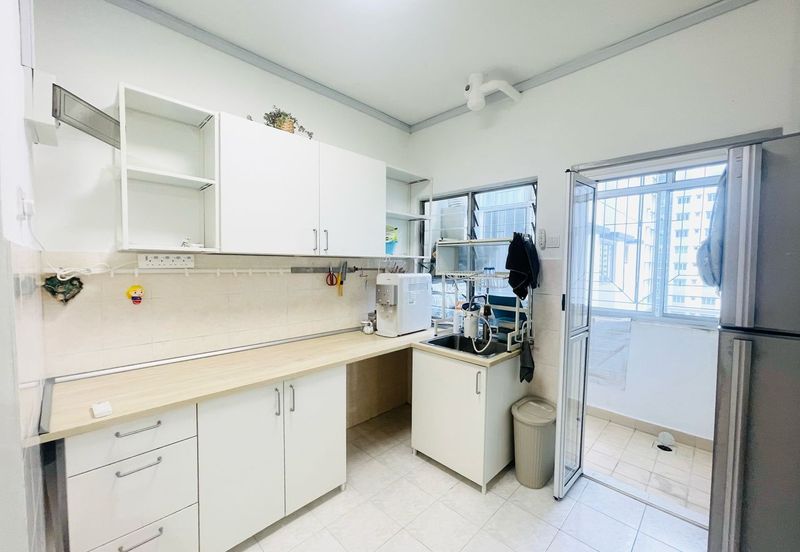 Bistari Impian Apartment @ Larkin